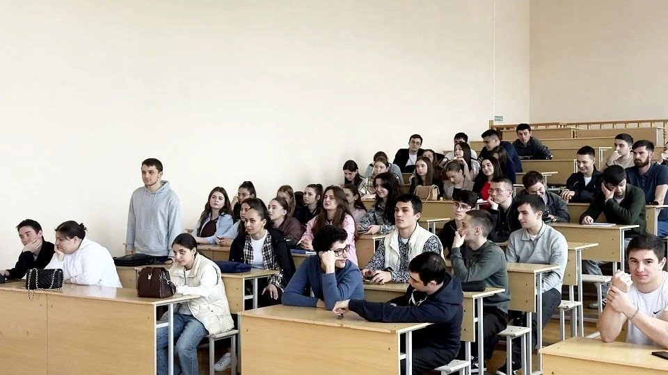 💬 Тема, которая вызвала много вопросов у студентов Горского ГАУ: с ребятами обсудили профилактику эк