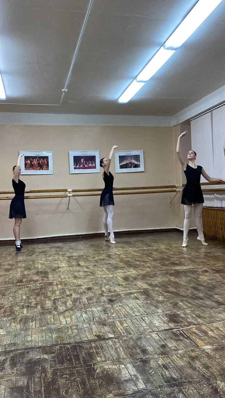 15 июня преподавателем хореографического отделения Гук Екатериной Владимировной был проведен мастер-