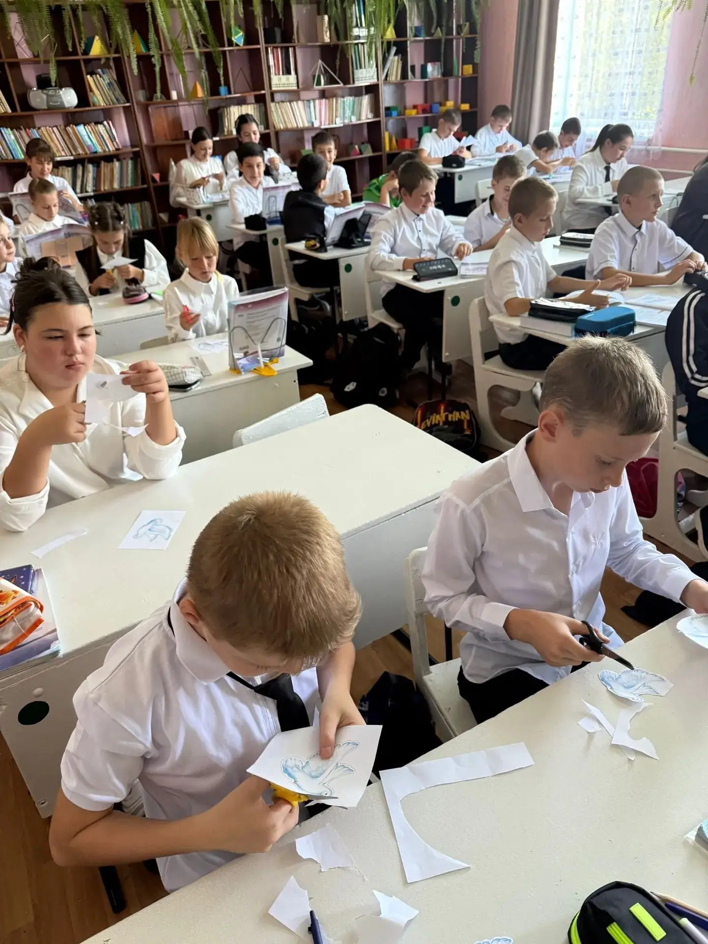 3 сентября в 5а классе прошёл тематический час, посвящённый Дню солидарности в борьбе с...