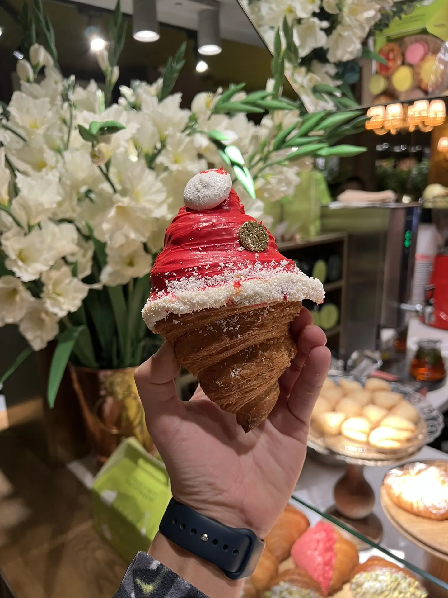 Новогодние чудеса в Grand Buffet Ekaterinburg: сладкие премьеры сезона  Недавно мы рассказывали, что