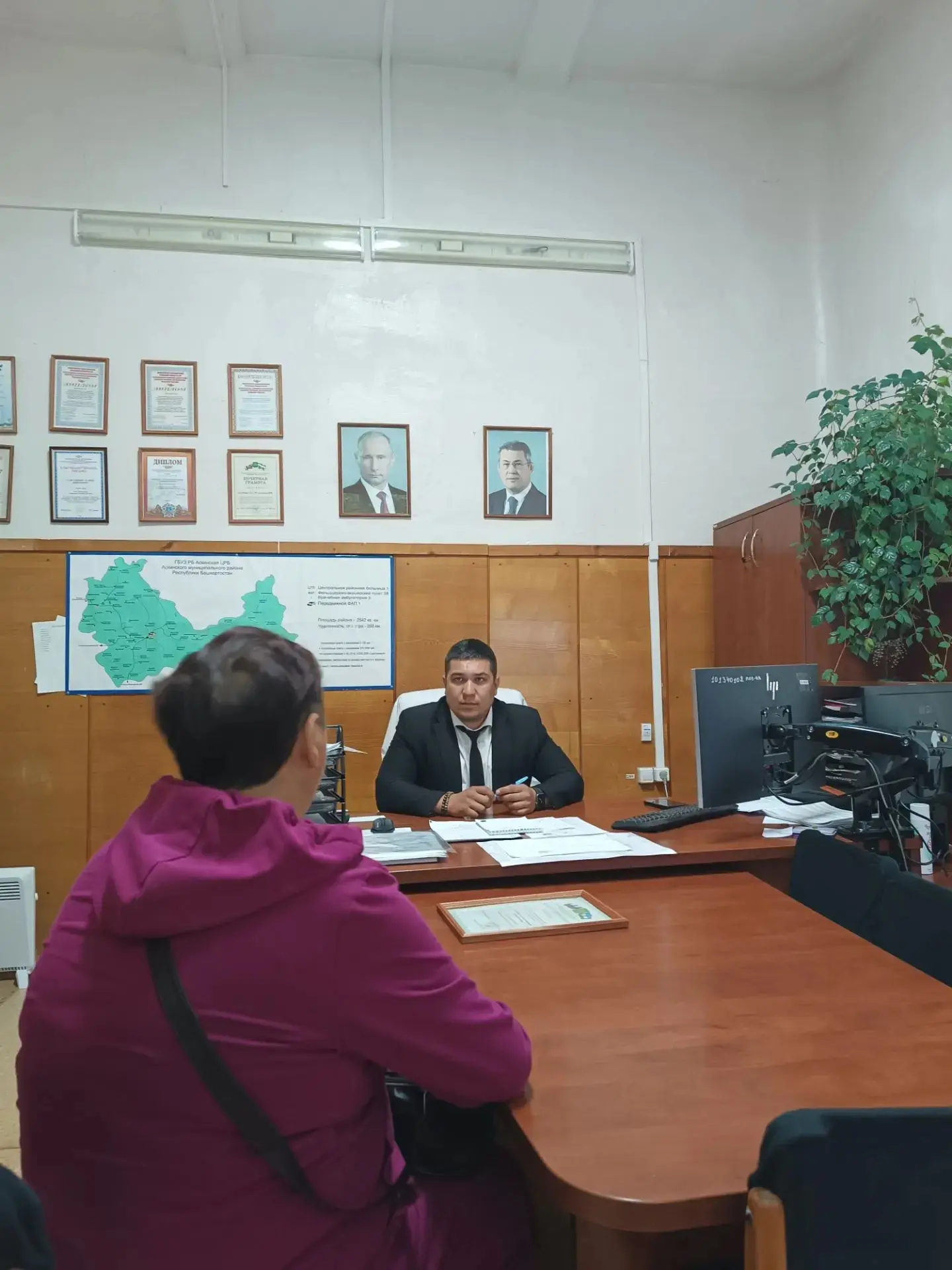 На этой неделе главный врач провел прием граждан 🏥👨‍⚕️ Жители смогли задать интересующие их вопрос