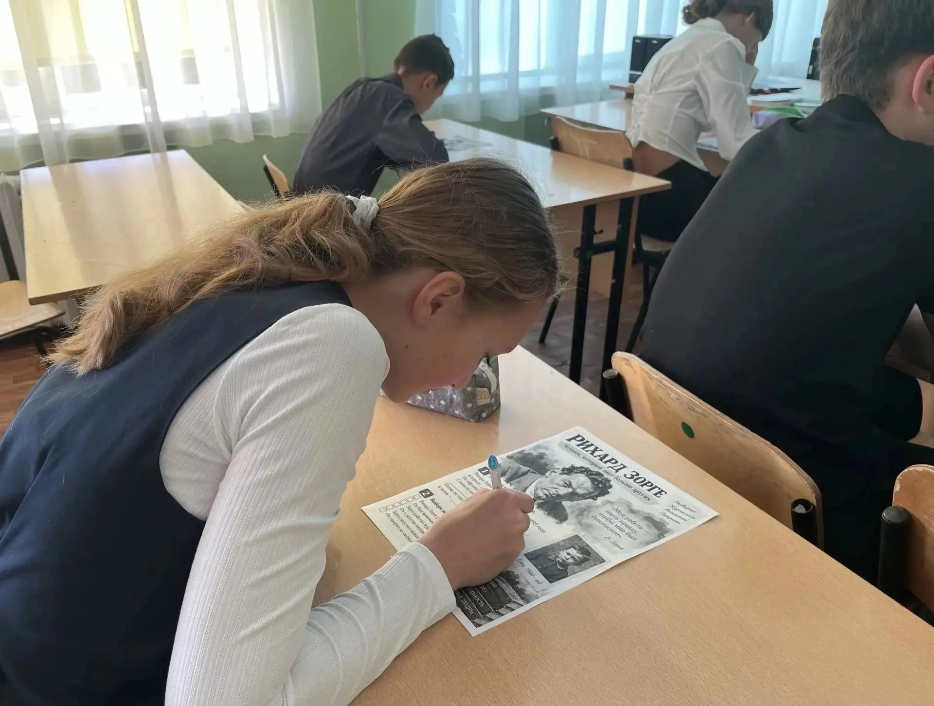 💬 На «Разговорах о важном» в 6–11 классах говорили о Рихарде Зорге — легендарном разве...