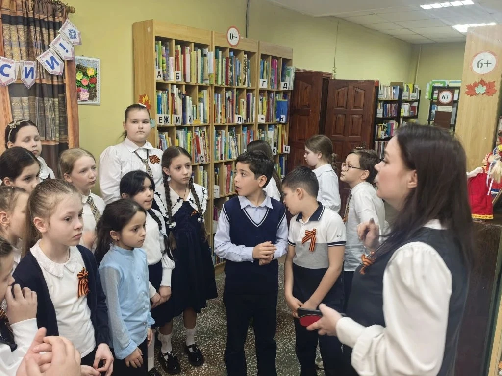 🐾 Сегодня наш 3В класс (МАОУ СОШ №10) вместе с классным руководителем Екатериной Александровной Некр