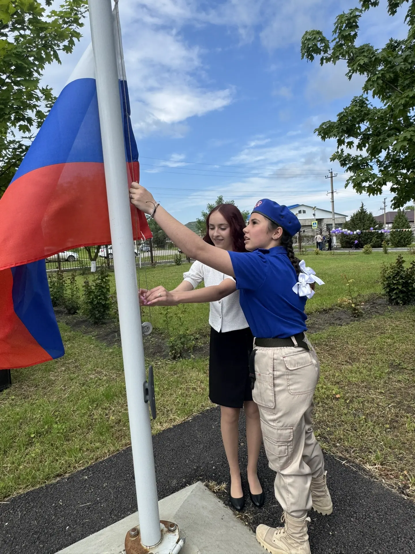 🔔🎉 Последний звонок 2026 — праздник, объединяющий сердца! 
 
26 мая прозвучал последний звонок — о