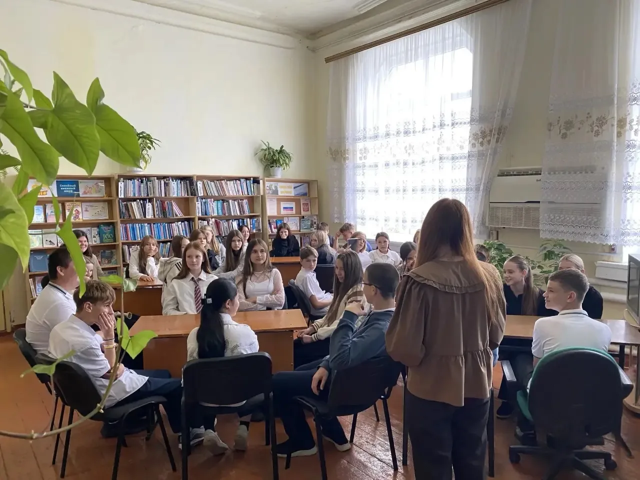 В рамках профилактической работы с молодежью, организации тренингов, направленных на ду...