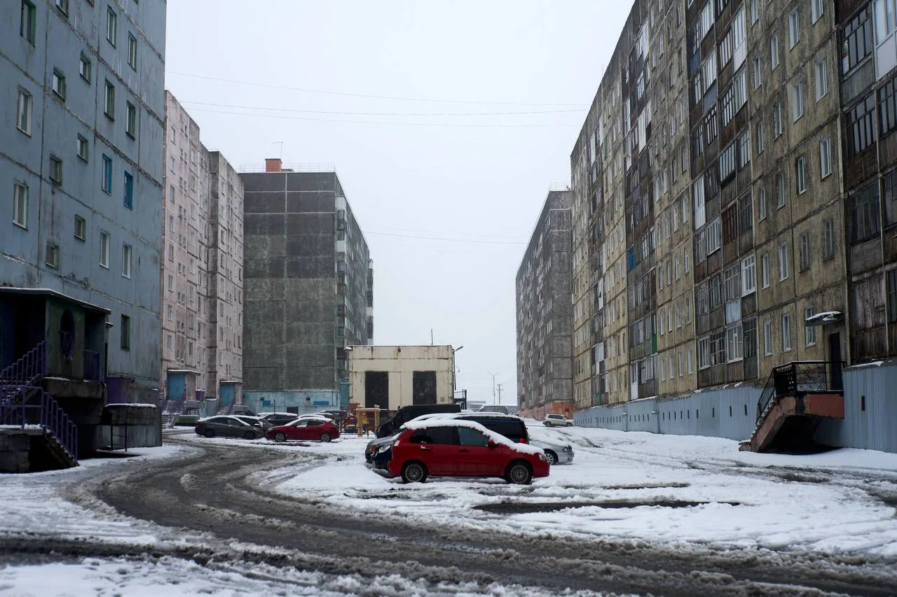 ❄️ Снег на месте, зима не за горами.
