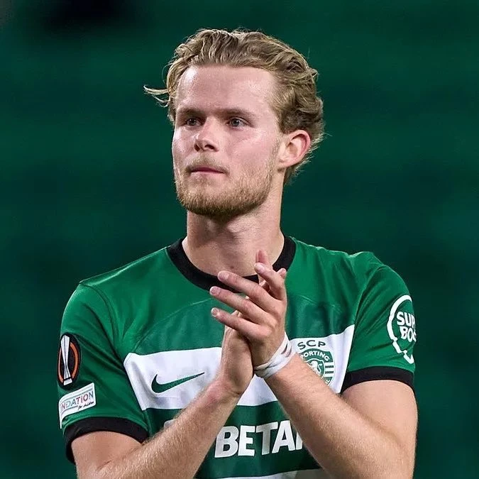 🚨🇩🇰 A Bola: Ожидается, что Мортен Хьюлманд подпишет контракт с «Атлетико Мадрид» на ...