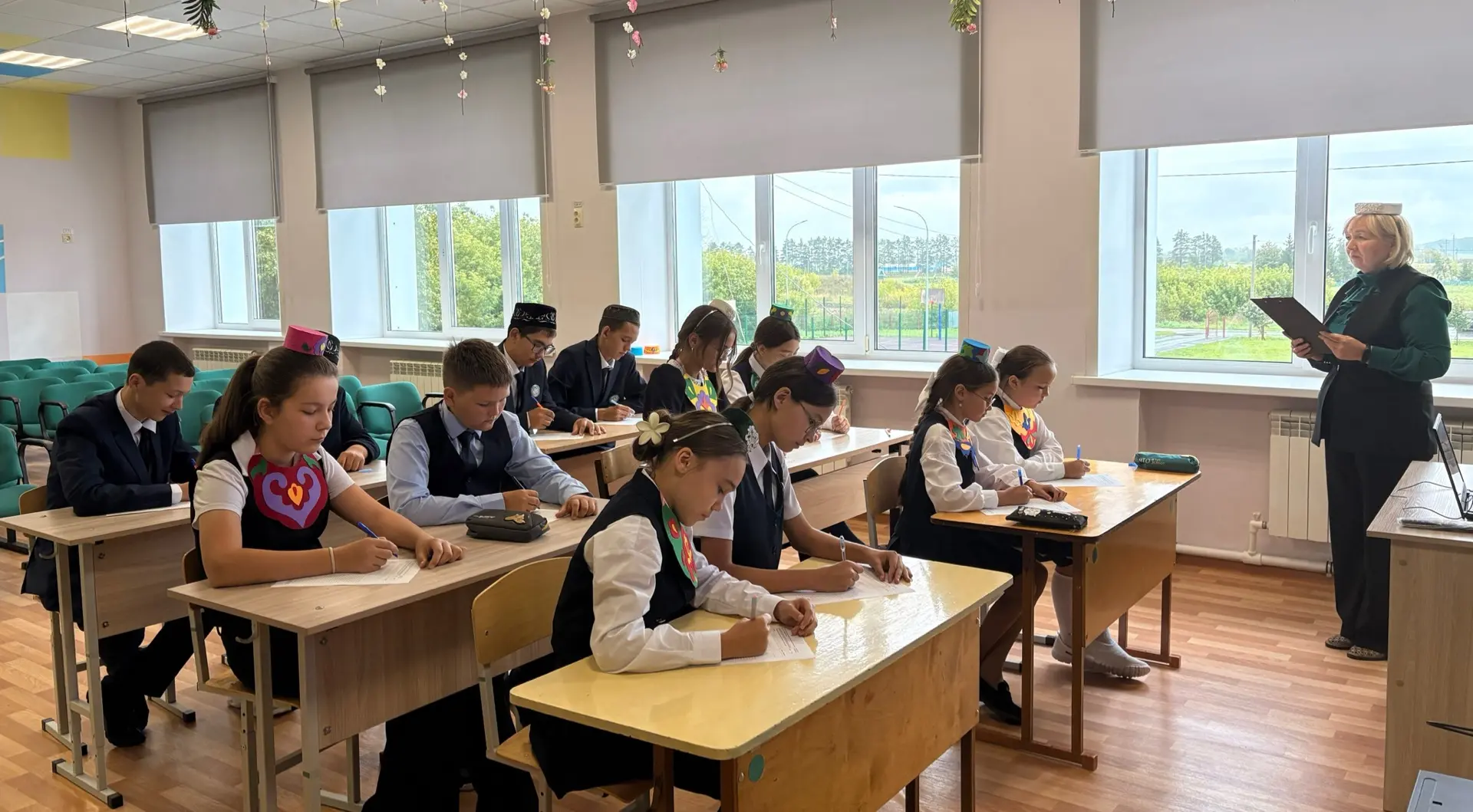 8 нче сентябрьдә Россия Федерациясе халыклары телләре көне билгеләп үтелә.  Бу истәлекл...