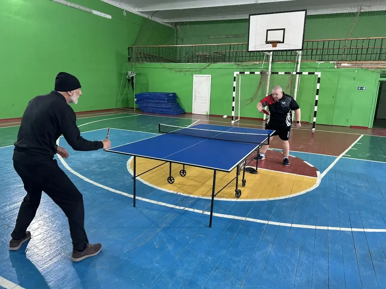 В Кочубеевском округе отметили Всемирный день настольного тенниса 🏓  В спортивном зале Кочубеевского