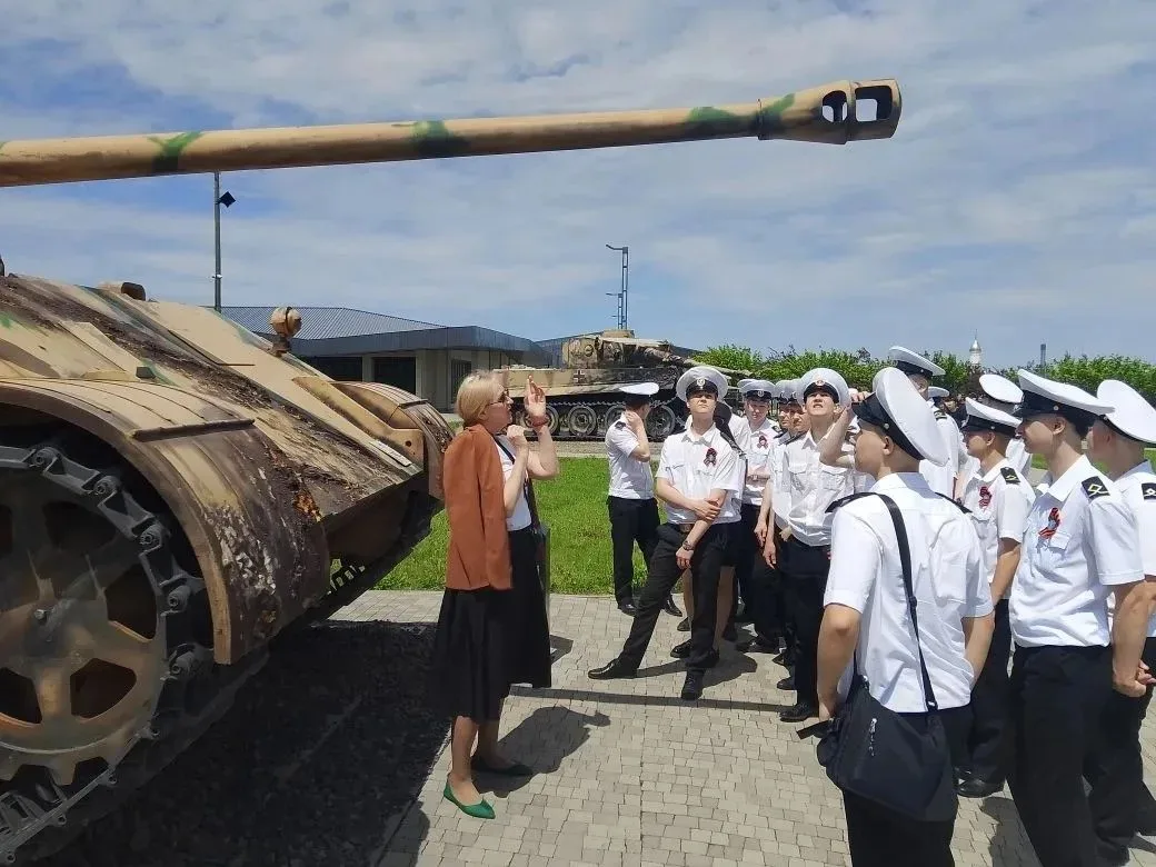 21.05.2026 г. курсанты Морского колледжа посетили Народный военно-исторический музейный комплекс Вел