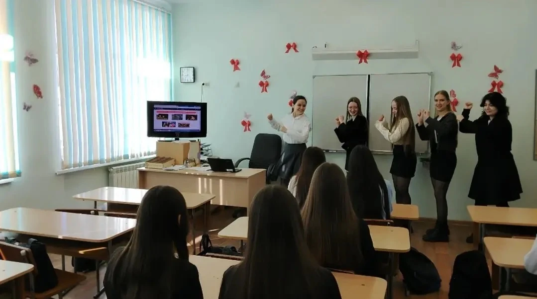 День театра вместе с Большим!  В преддверии Всемирного дня театра ученики Медведевской гимназии реши