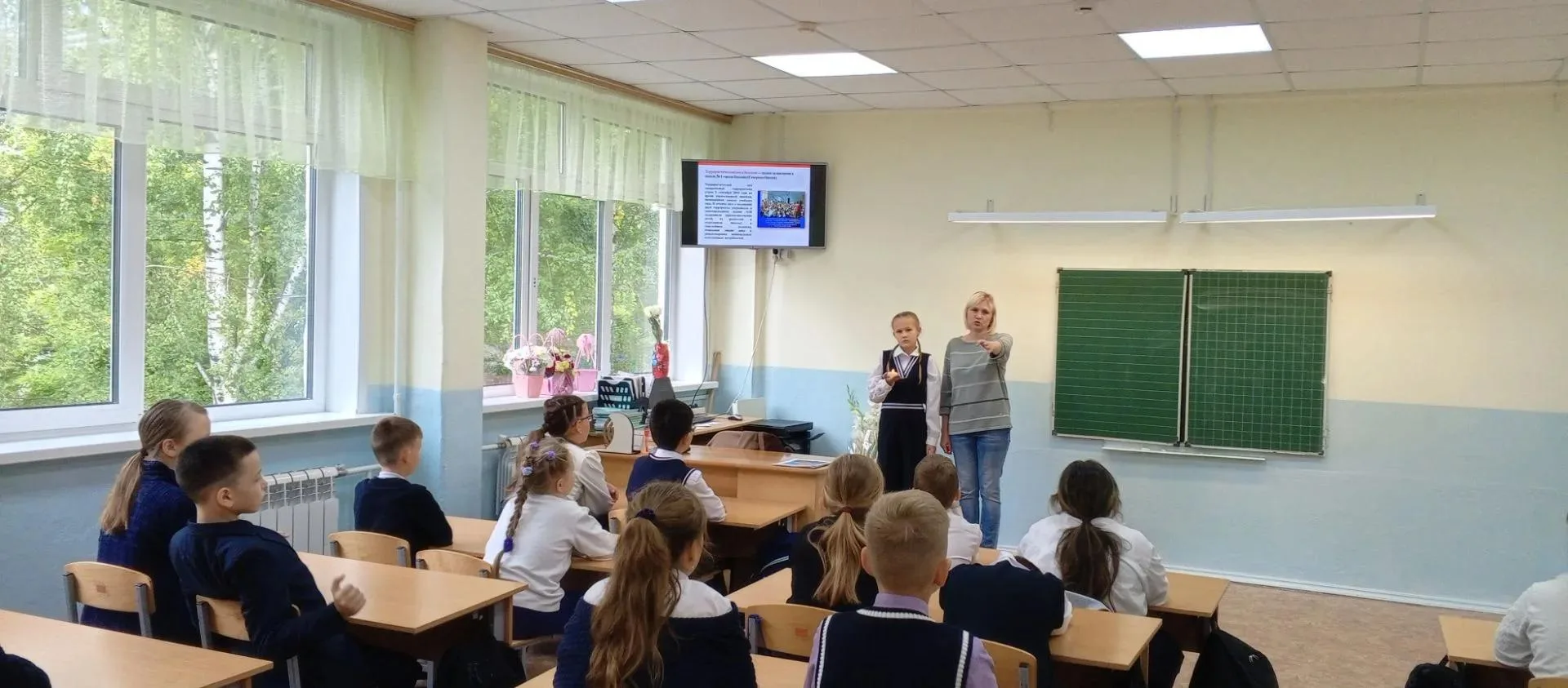 🕊 3 сентября совместно с детской библиотекой №11 прошел Час памяти «Общая боль Беслана...