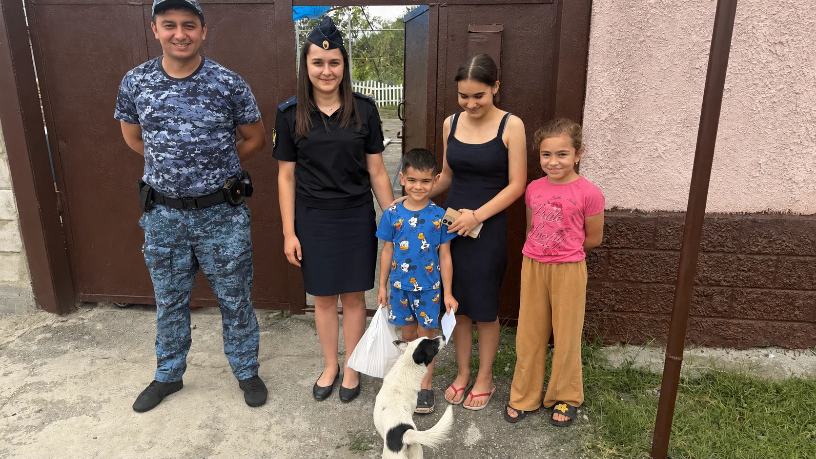 Судебные приставы Северной Осетии оказали помощь семьям в преддверии Дня знаний