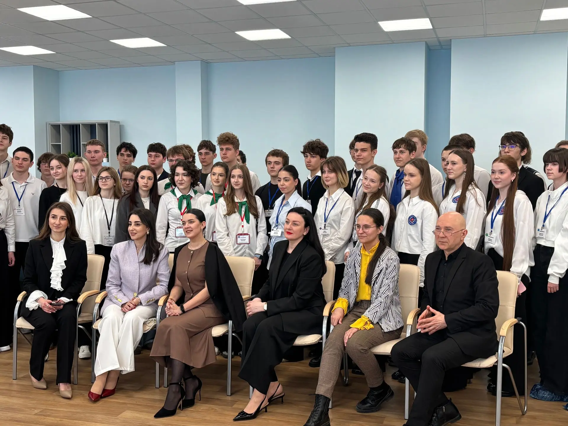 19 марта состоялась встреча участников городского этапа конкурса профильных классов «Профикон» 👨‍🍳🕵️