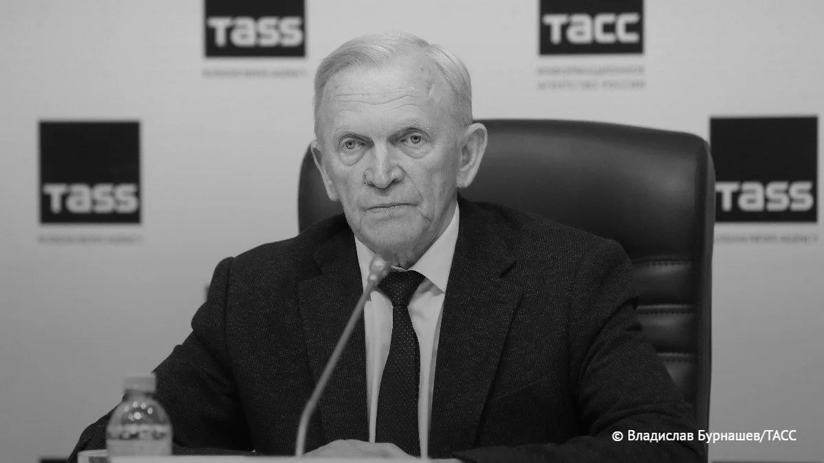 Специалист в области эпидемиологии, организатор здравоохранения, кандидат медицинских н...