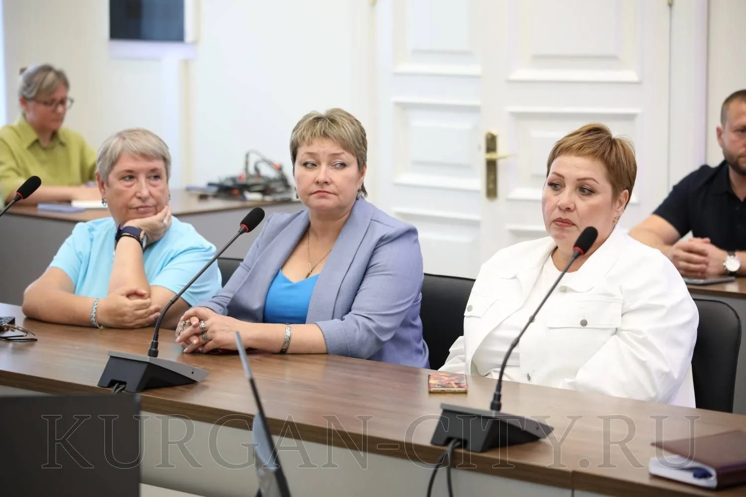 В администрации города прошло очередное заседание городского оперативного штаба по конт...