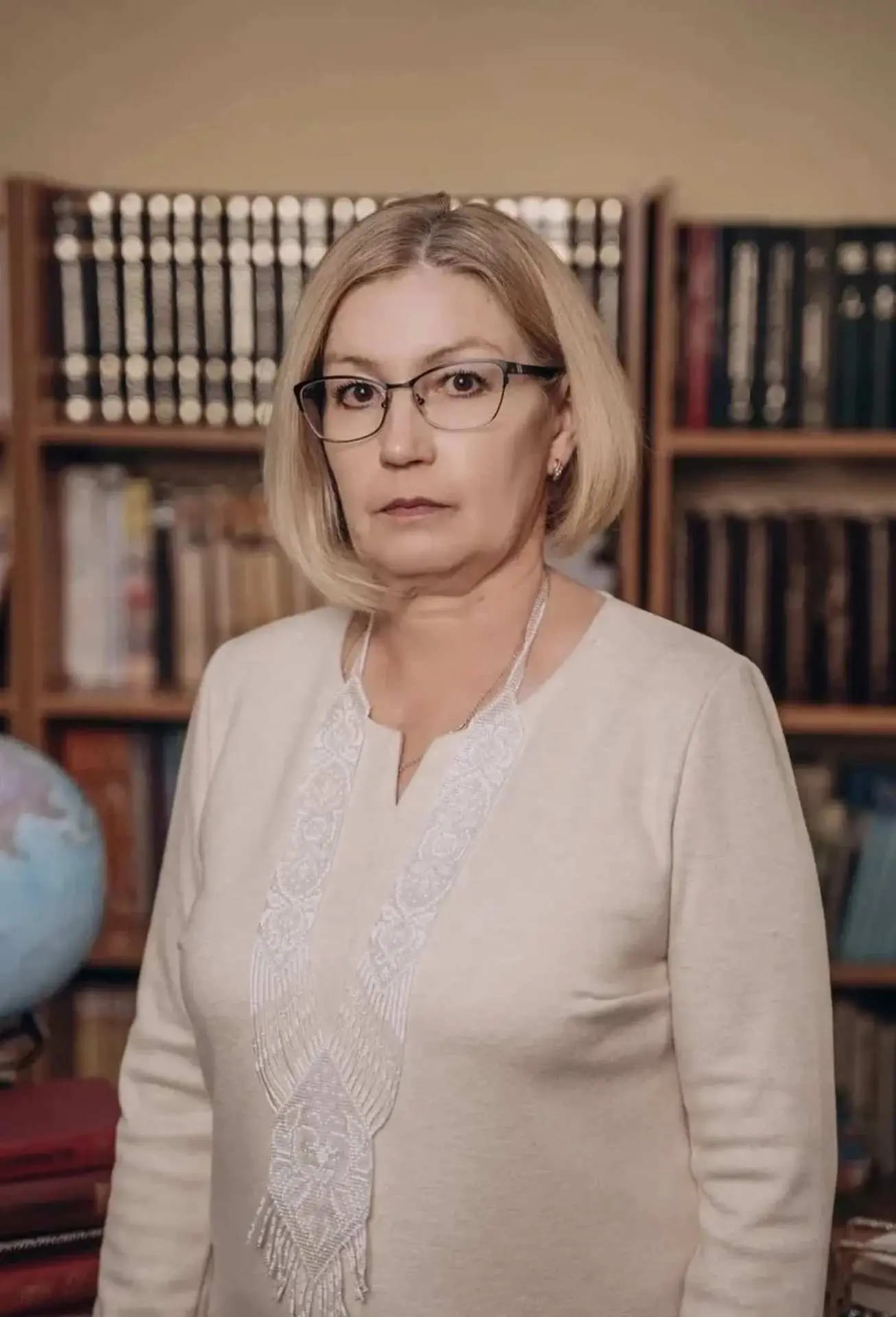 — «Человек стал человеком потому, что увидел глубину лазурного неба, мерцание звезд, ро...