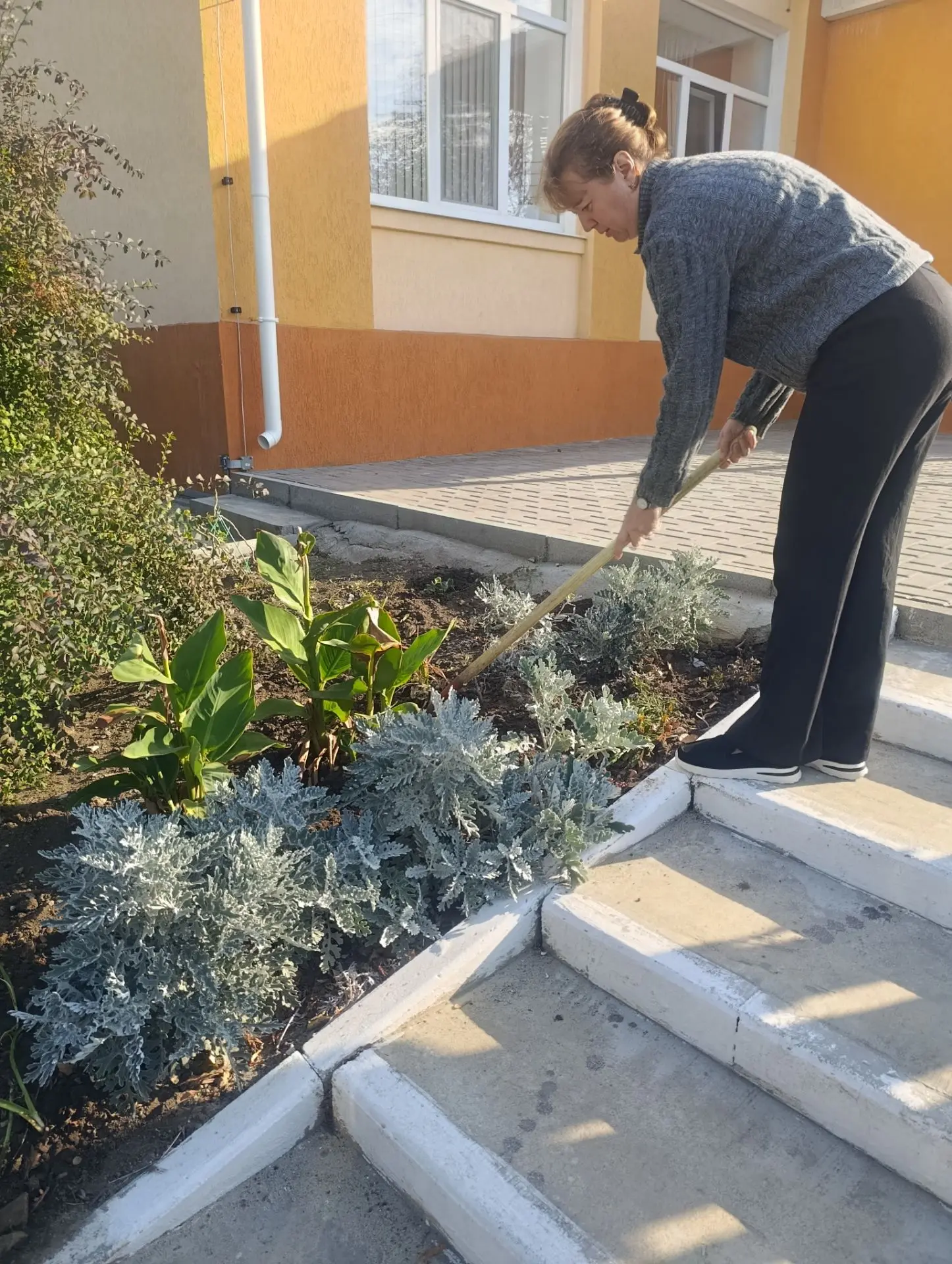 Участие в акции Чистый четверг МБУДО "Новосветская ДМШ"