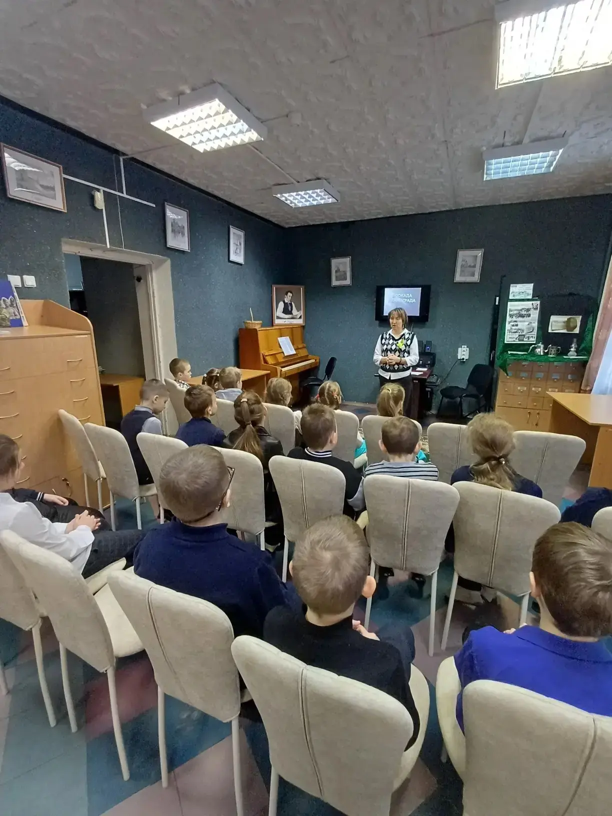 ВОЙНА. БЛОКАДА. ДЕТИ. 📚🌟  В Киришской центральной библиотеке состоялась традиционная ежегодная Вахта