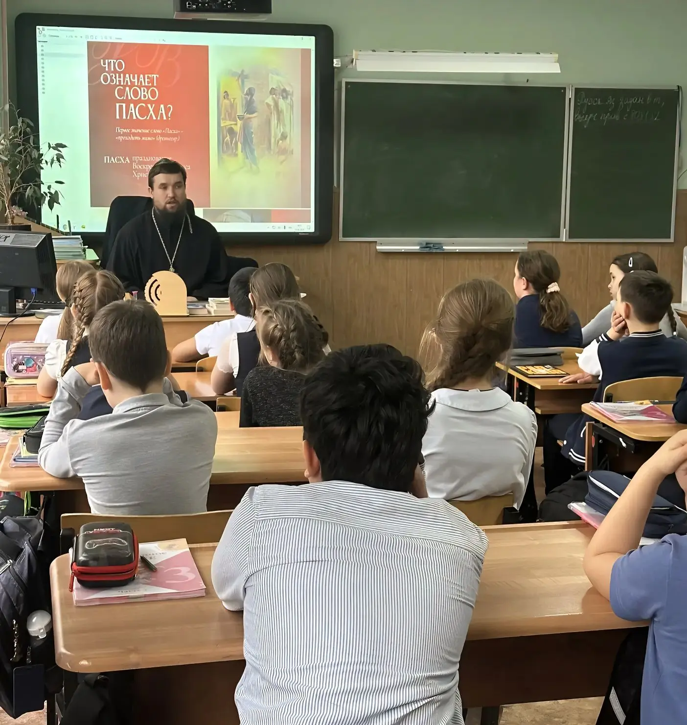 🕊️ Христос Воскресе, дорогие друзья! Пасхальная радость не угасает, и мы продолжаем встречать Светлу