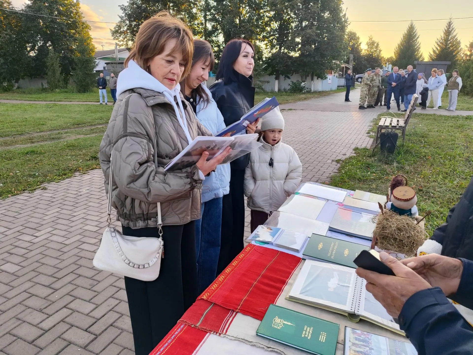 Сотрудники музея приняли участие в праздновании Дня Республики Татарстан, представив вы...
