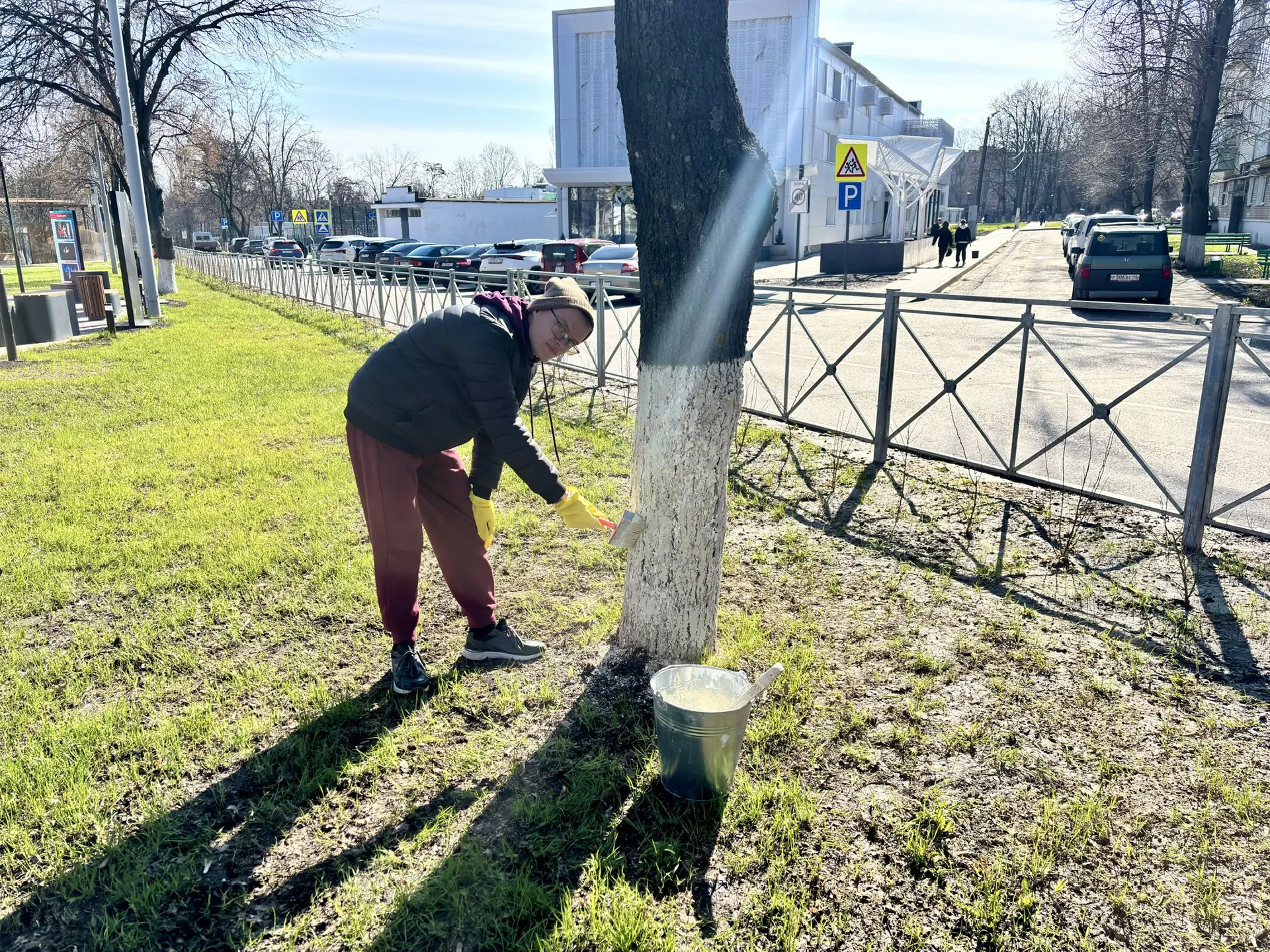 В рамках Всероссийской недели субботников «Мы за чистоту» студенты ГФ НИТУ «МИСИС» приняли участие в