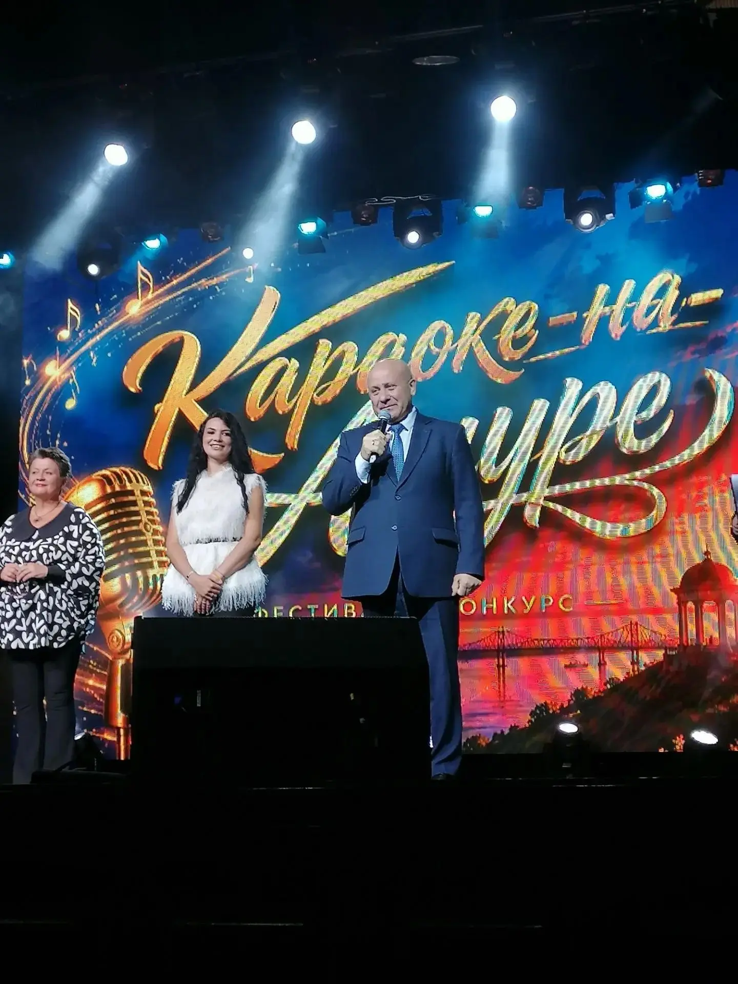 По итогам зрительского голосования за выход в Суперфинал Фестиваля-конкурса Караоке-на-...