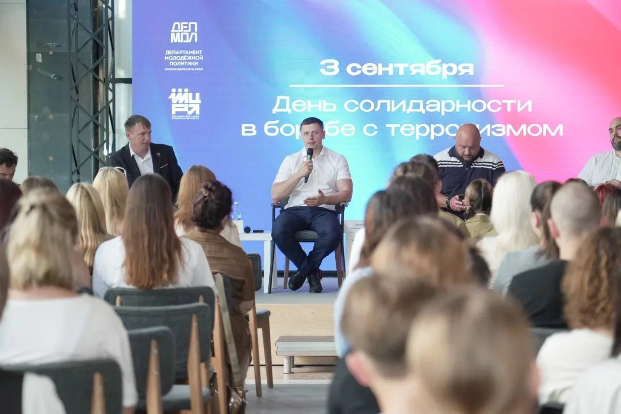 📍В арт-резиденции «Дом книги» завершился выставочный проект «После»