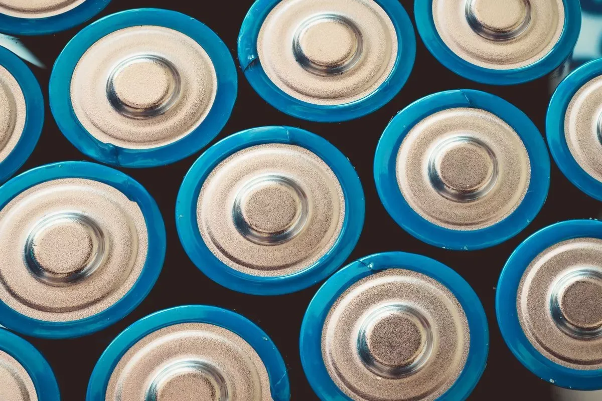 🔋 Российские исследователи нашли способ в два раза увеличить ёмкость батарей.