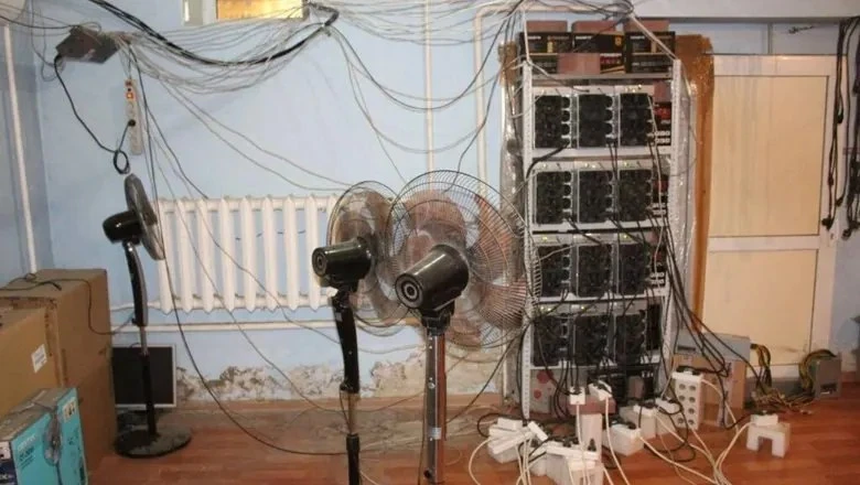 За хищение у «ДЭК» осудили троих