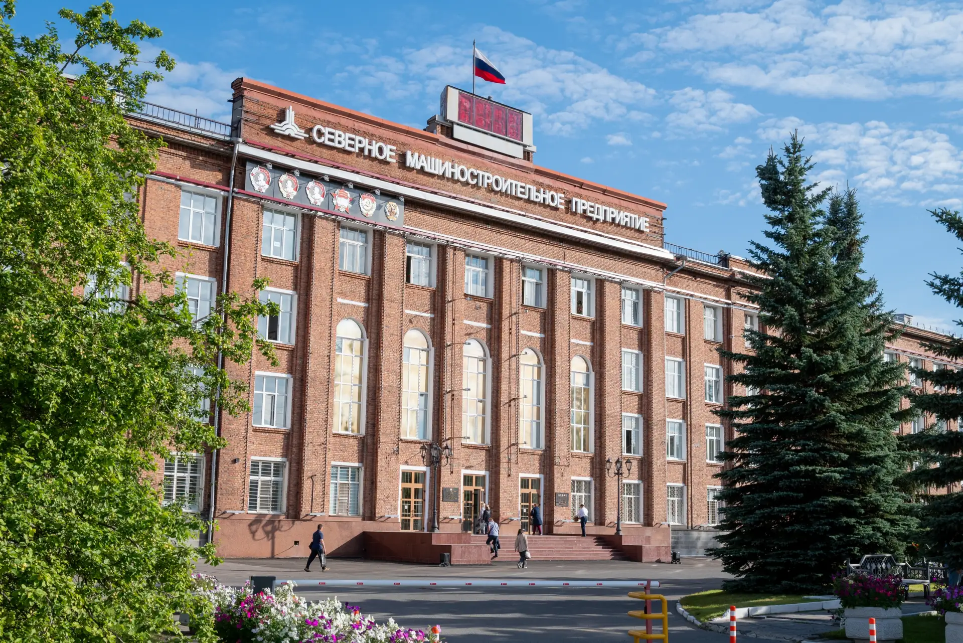 На Севмаше приступил к несению службы личный состав семнадцатого призыва научно-произво...