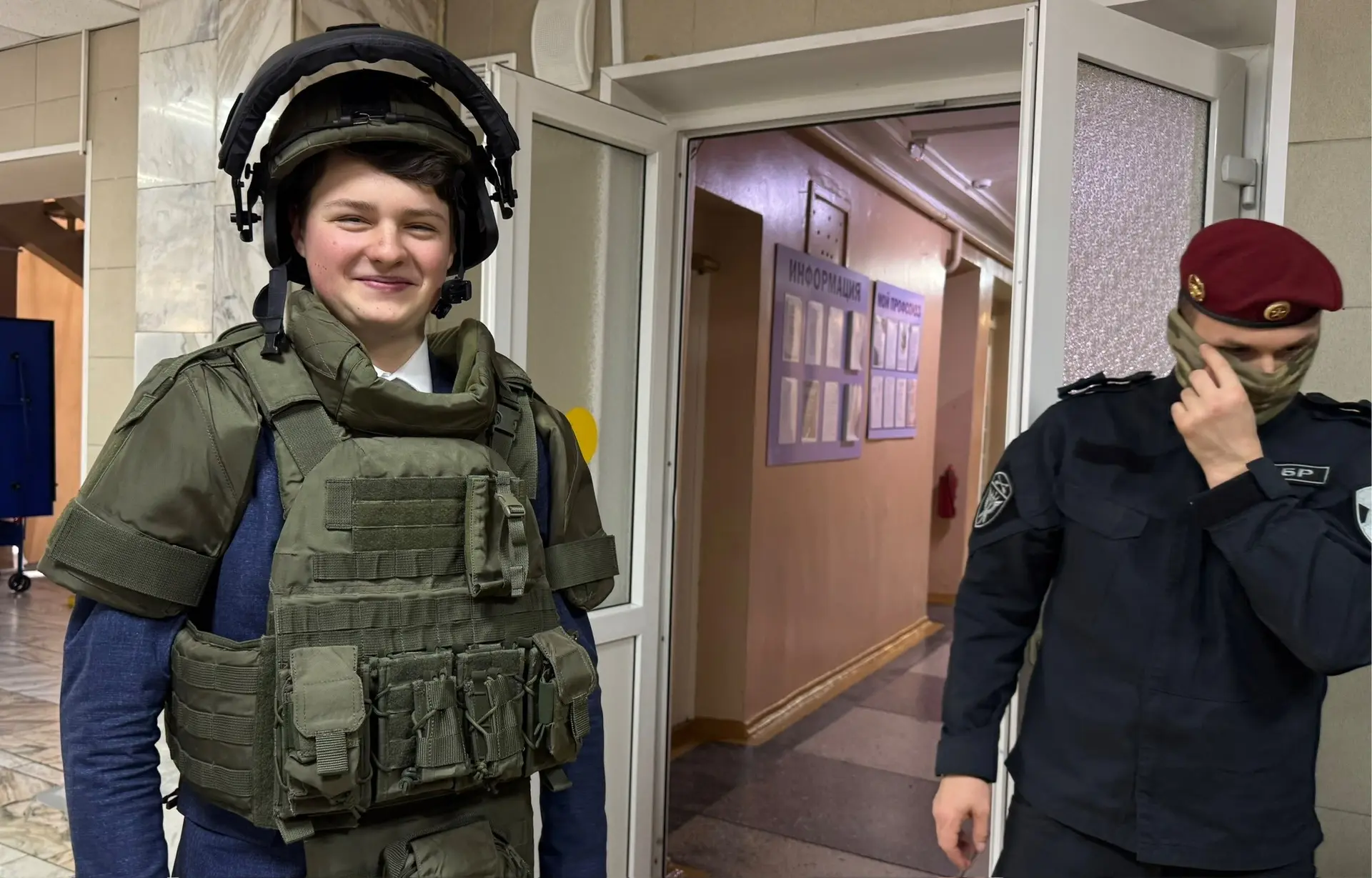 Сегодня наши  активисты вместе с Педагогом‑организатором ОБЗР и Советником директора по воспитанию п