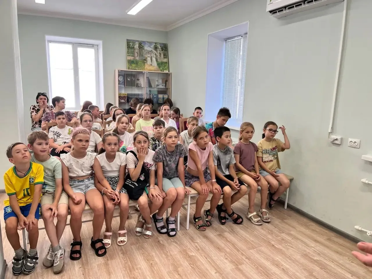 В детской библиотеке им А. Чехова 3 июля для ребят из нашего пришкольного лагеря состоялось яркое и 