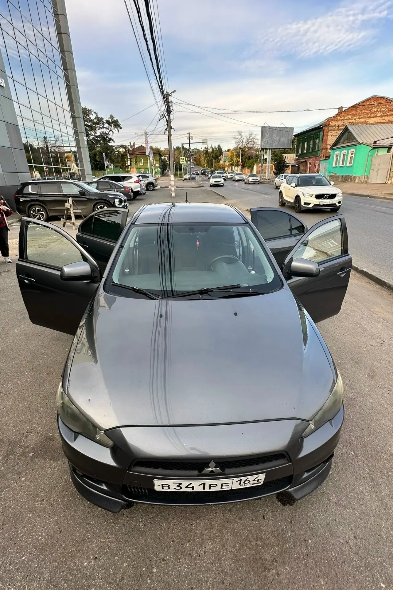 Продаю личное авто владею с 2020г, делалось многое, мотор 1.8 без масложора, коробка ва...