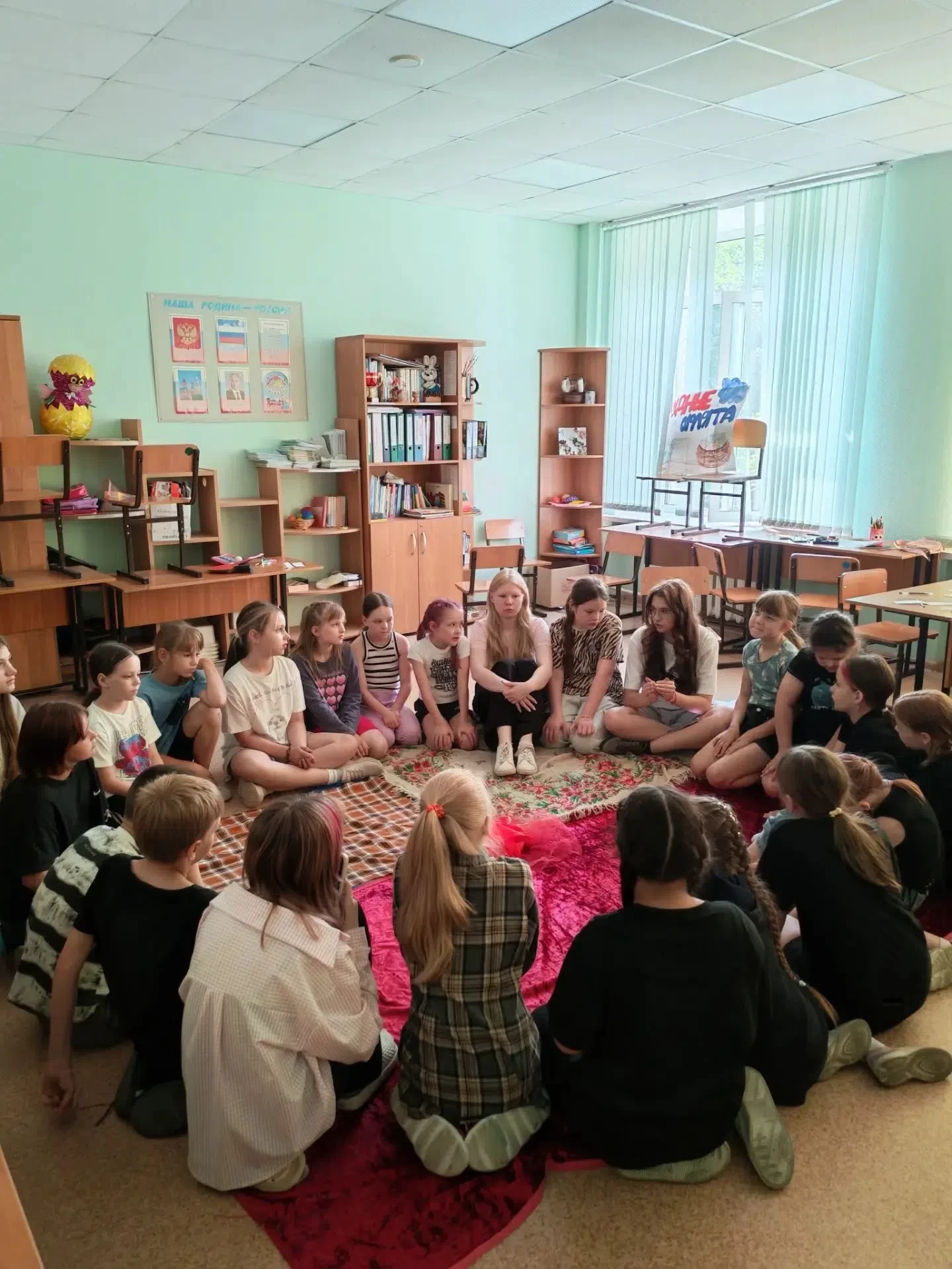 "ПРИШКОЛЬНЫЙ ЛАГЕРЬ" 💞

🦋 Летний пришкольный лагерь "Академия талантов", день 13-й, трек "Отрядный