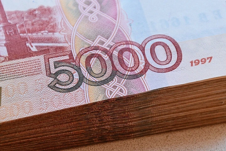 Задержан курьер, забравший у мужчины и его сына более четырёх миллионов рублей