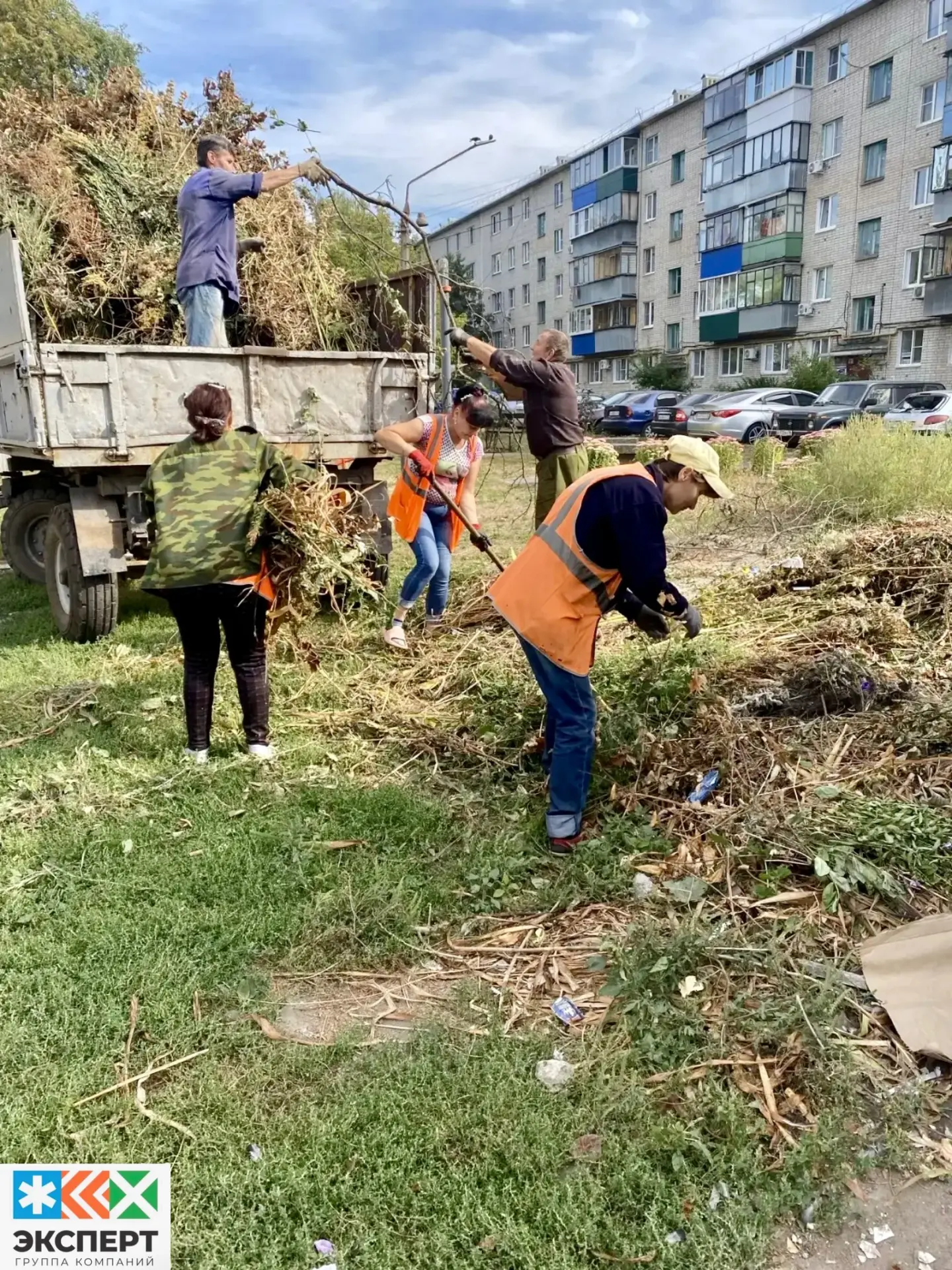 ООО «ГУК N1»произвела погрузку древесных остатков, по адресу: ул. Республиканская, д.10...