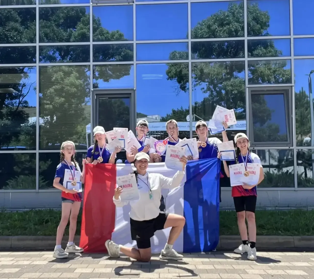 🏆Победа, которая вдохновляет: новгородские спортсмены взяли медали на Всероссийской спартакиаде

Фи