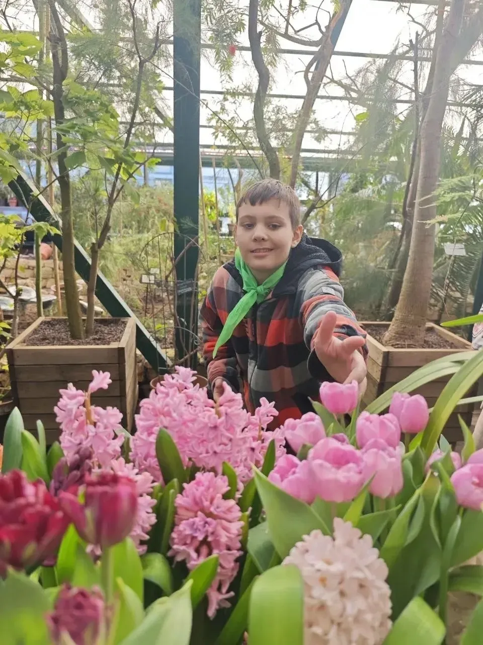 🌷Ученики 4 «Б» класса отправились на увлекательную экскурсию в «Аптекарский огород» — старейший бота