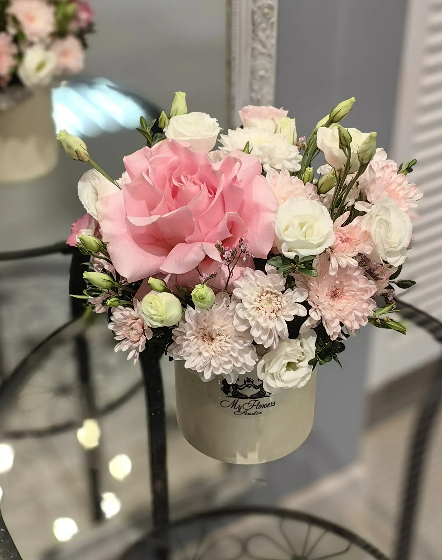 Заказывая цветы в MyFlowers Studio, вы избавляете себя от лишних хлопот и тревог. Мы бе...