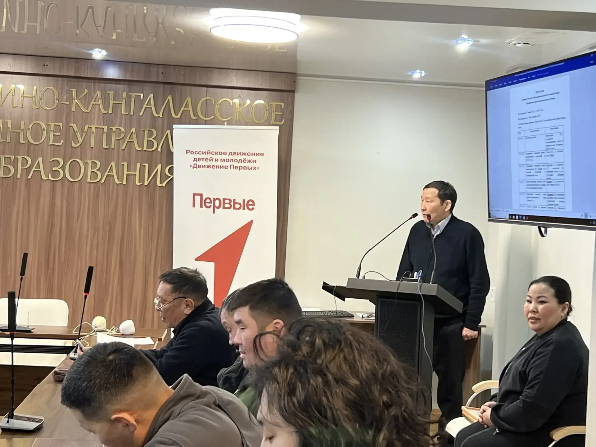 Бүгүн, тохсунньу 28 күнүгэр, ОБЗР учууталларыгар уонна военно-патриотическай кулууп сал...