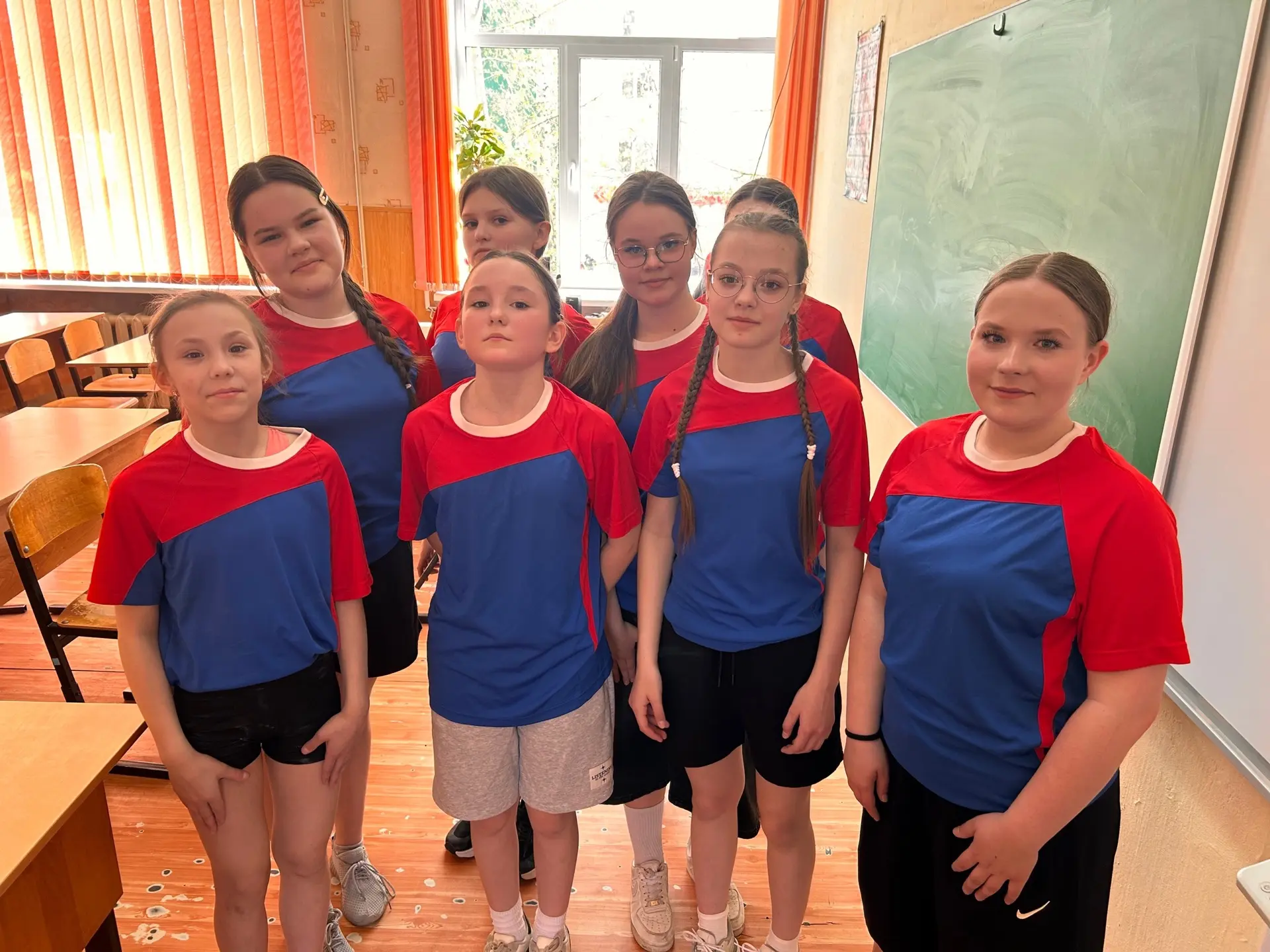 🥉 Бронзовые призеры Автозаводского района по баскетболу среди девочек 5-х классов.