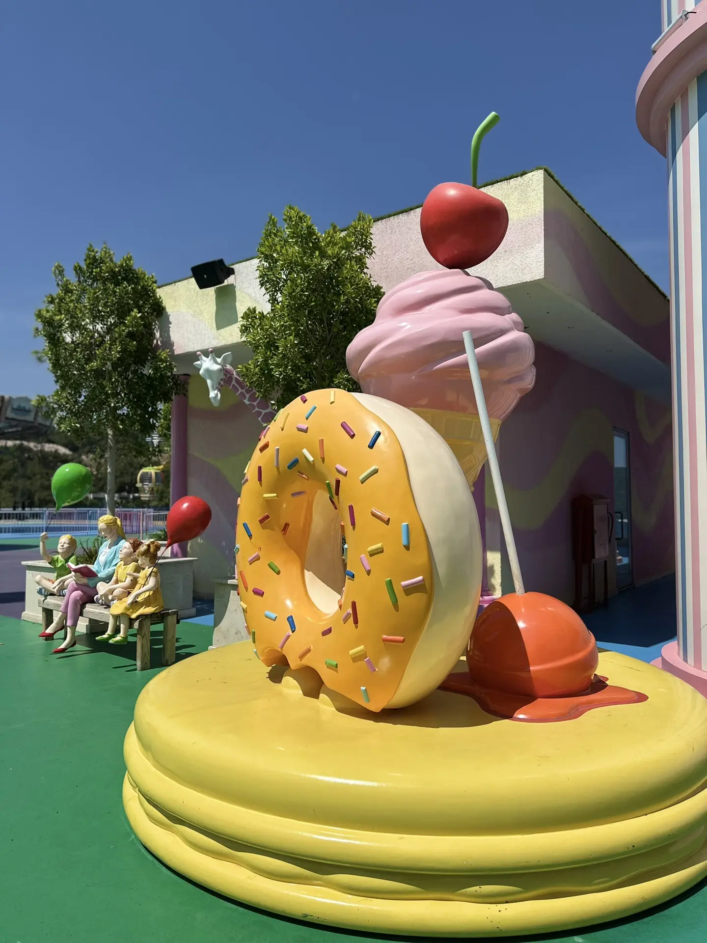 Мы нашли идеальное место для семейного отдыха в Бодруме!🎢💦

📍 Vogue Hotel Supreme Bodrum

Здесь н