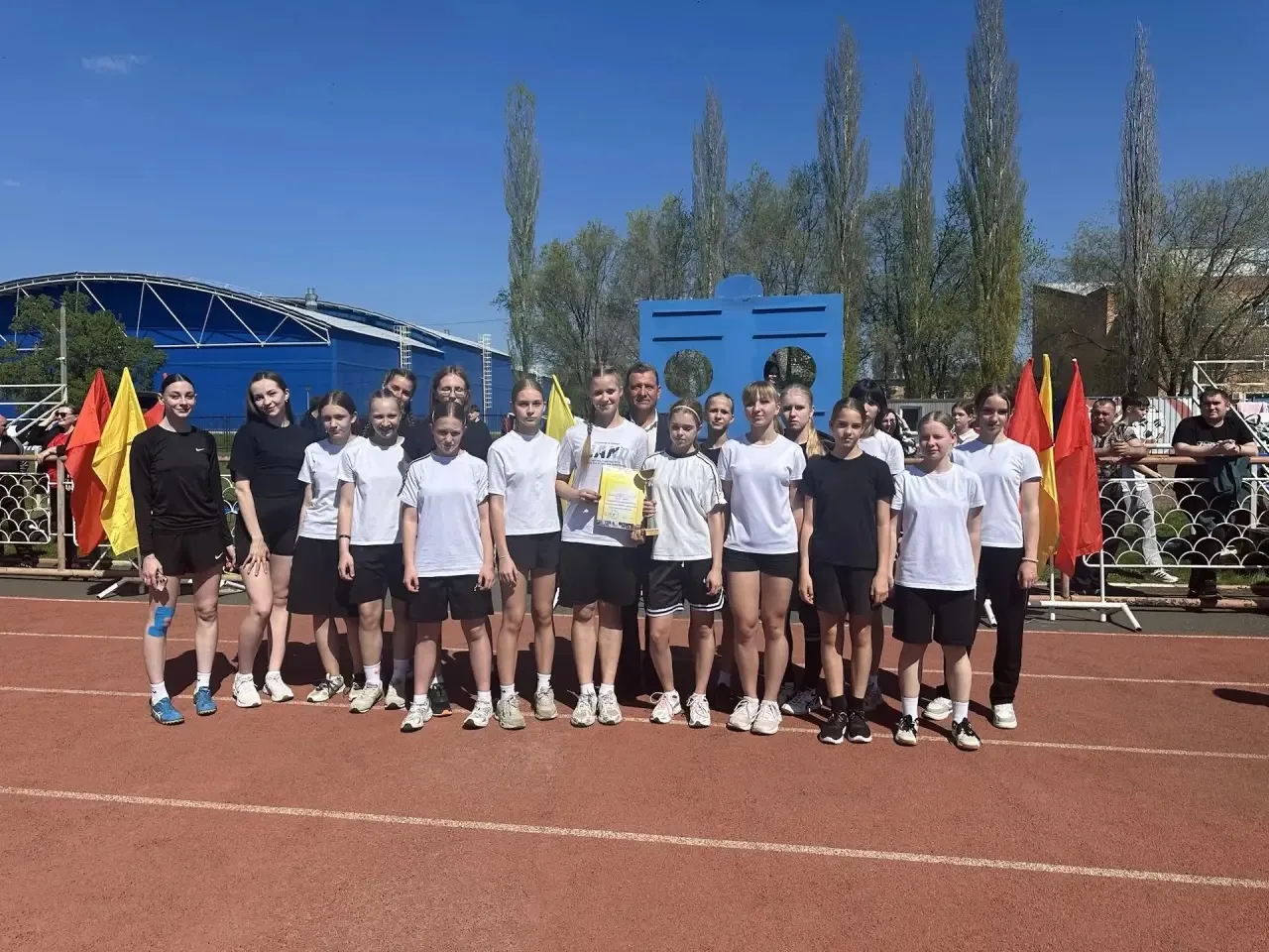 🥇Сегодня состоялась городская легкоатлетическая эстафета, где команды МОАУ «СОШ № 8» п...