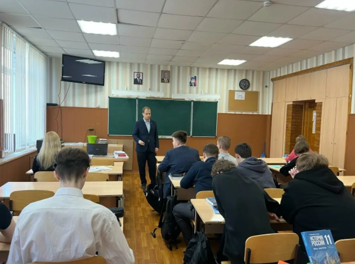 Урок памяти, посвящённый жертвам геноцида советского народа в годы Великой Отечественной войны 📜  На
