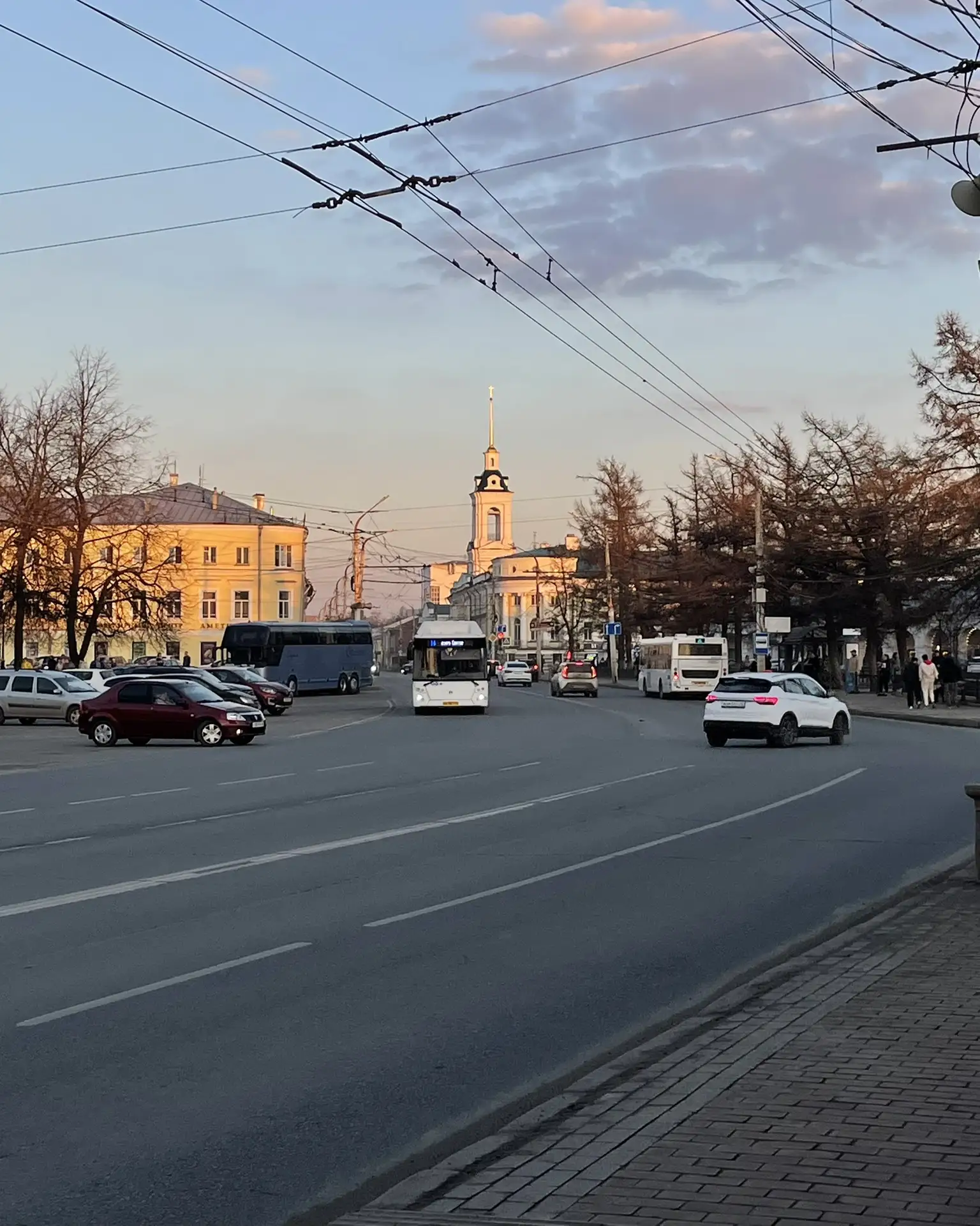 Сегодня хочу посвятить пост моему любимому городу — Костроме. ❤️

Кострома — один из самых красивых 