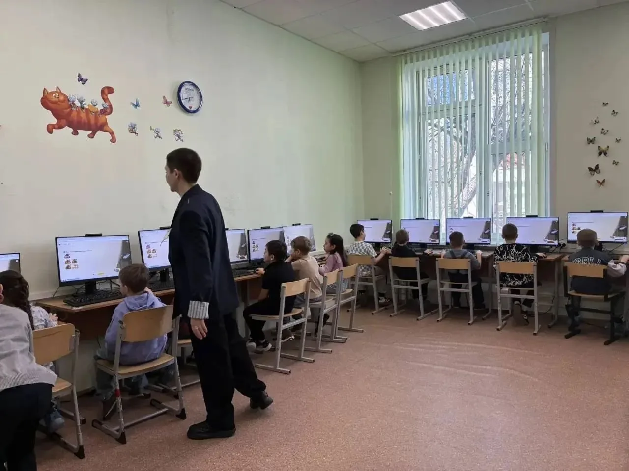 🙌🏻 День открытых дверей для родителей будущих первоклассников   👩🏼‍🏫 В минувшую субботу наша школа г