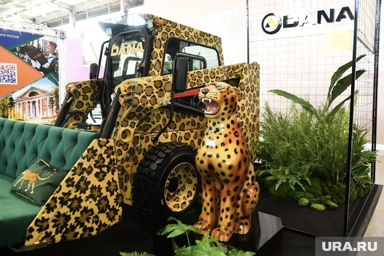 🐆 Леопардовый погрузчик появился в Екатеринбурге