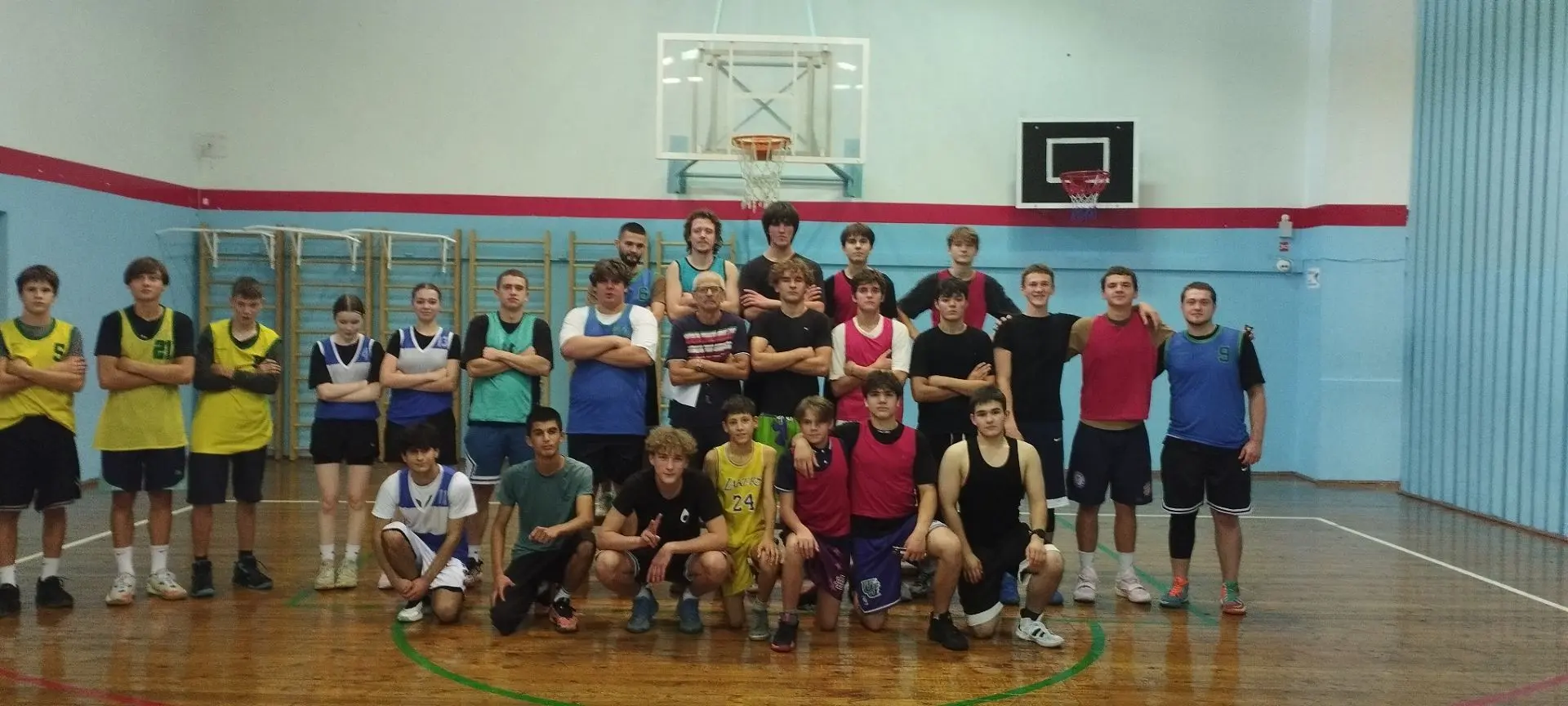 🏀С Т Р И Т Б О Л  три на три - альтернатива баскетболу пять на пять!