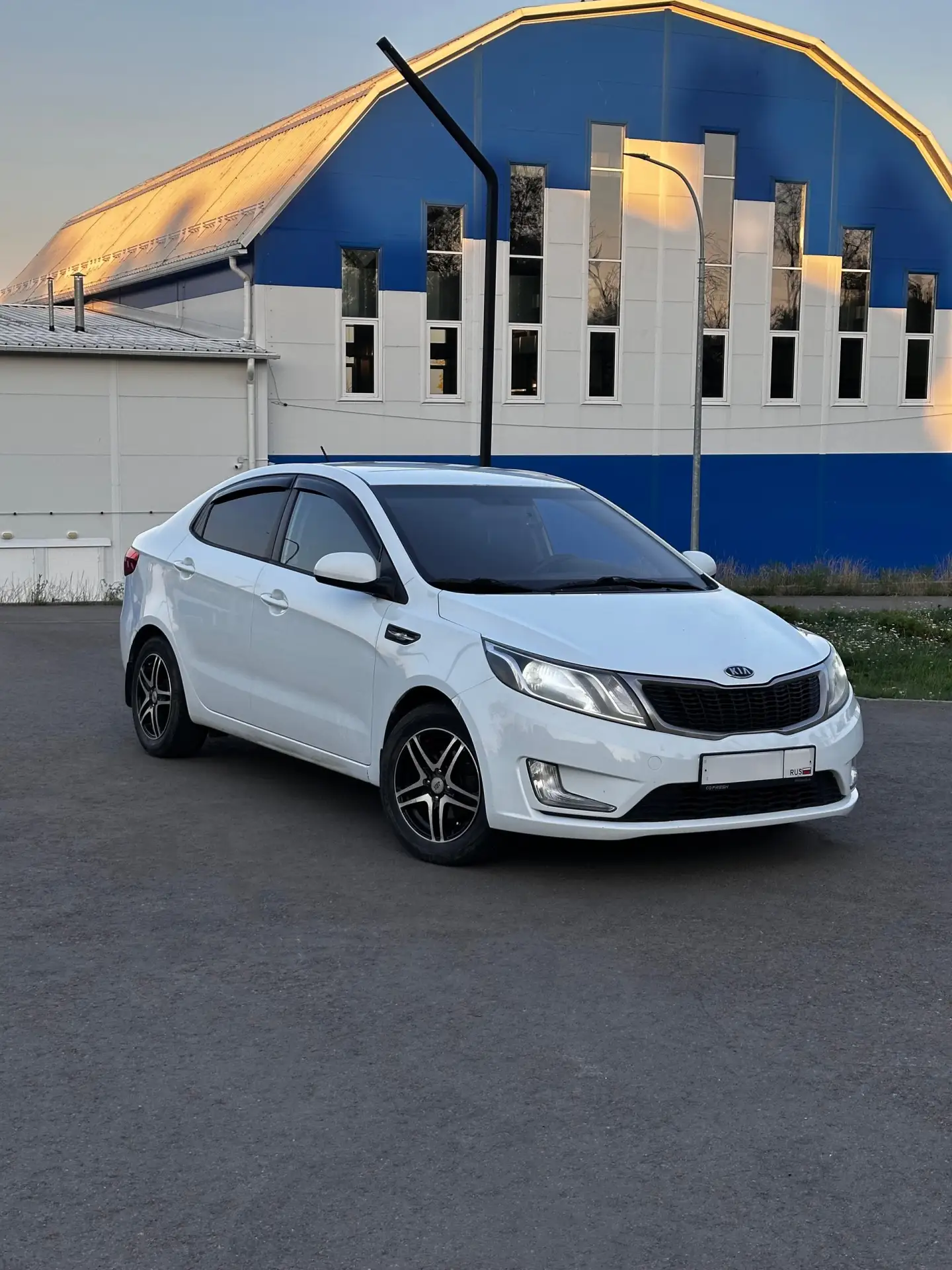 Продам: Kia Rio 2012 - АВТОМАТ